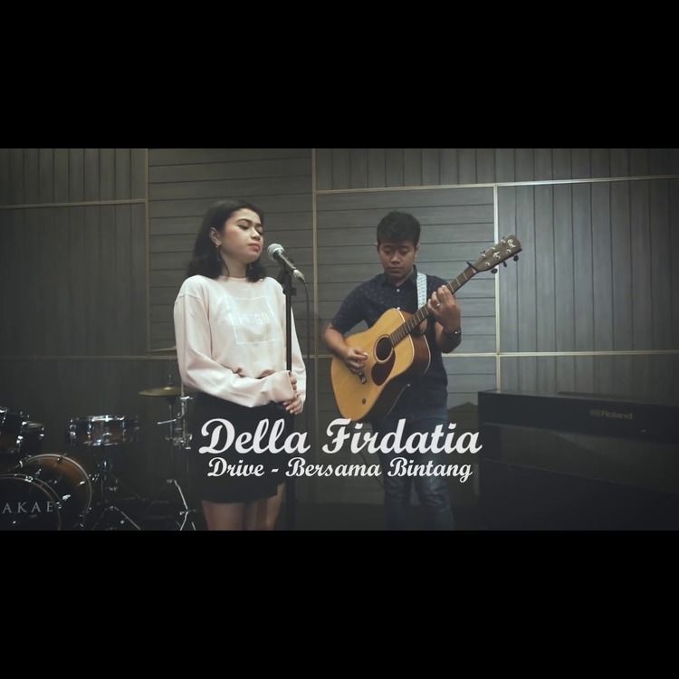 Bersama Bintang (drive) - Della Firdatia ( Live cover )